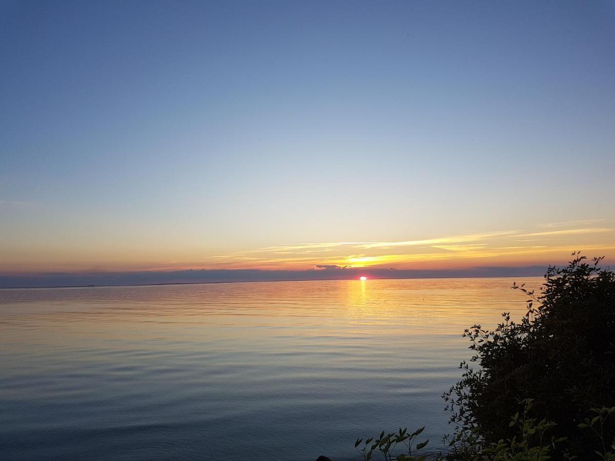 Sjoetorpet - Unikt Boende Vid Havet Pa Norra Oeland! Löttorp Exteriér fotografie